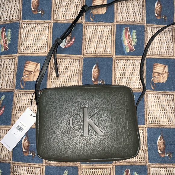 Olive green Calvin Klein pocketbook
